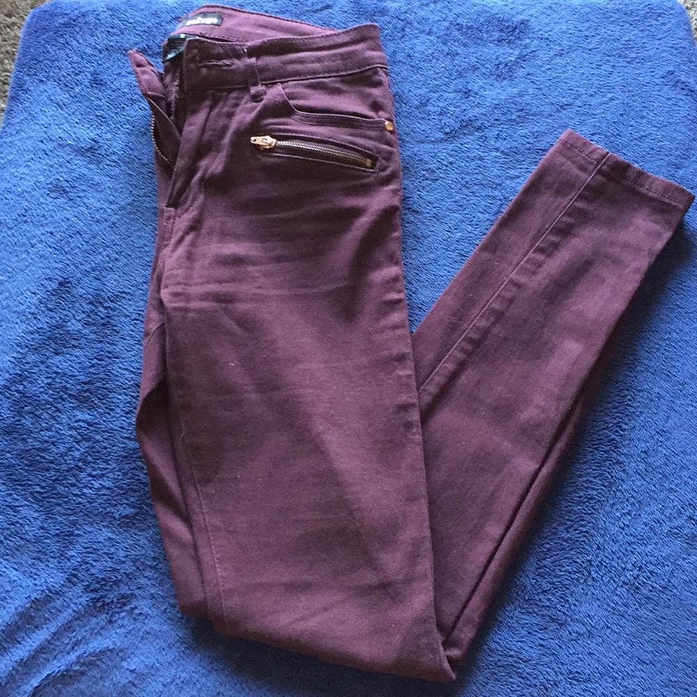Women’s Petite Maroon Pants